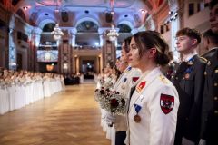 20260116_2140_Ball-der-Offiziere__CAR6051